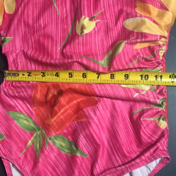 Christina Vintage Swimsuit One Piece Pink Floral Woman Size 14 Great condition - Picture 4 of 8